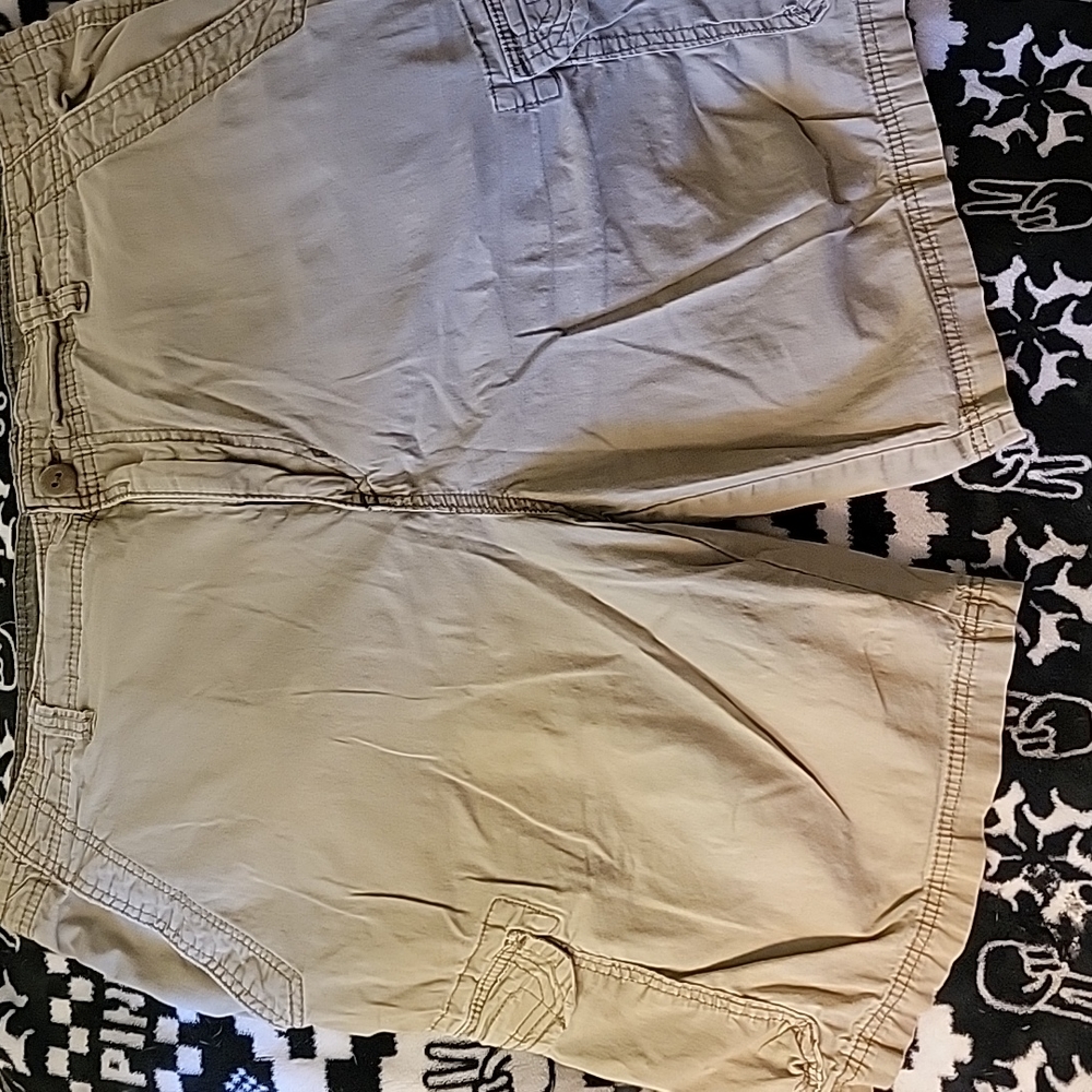 Men's Union Bay cargo shorts
